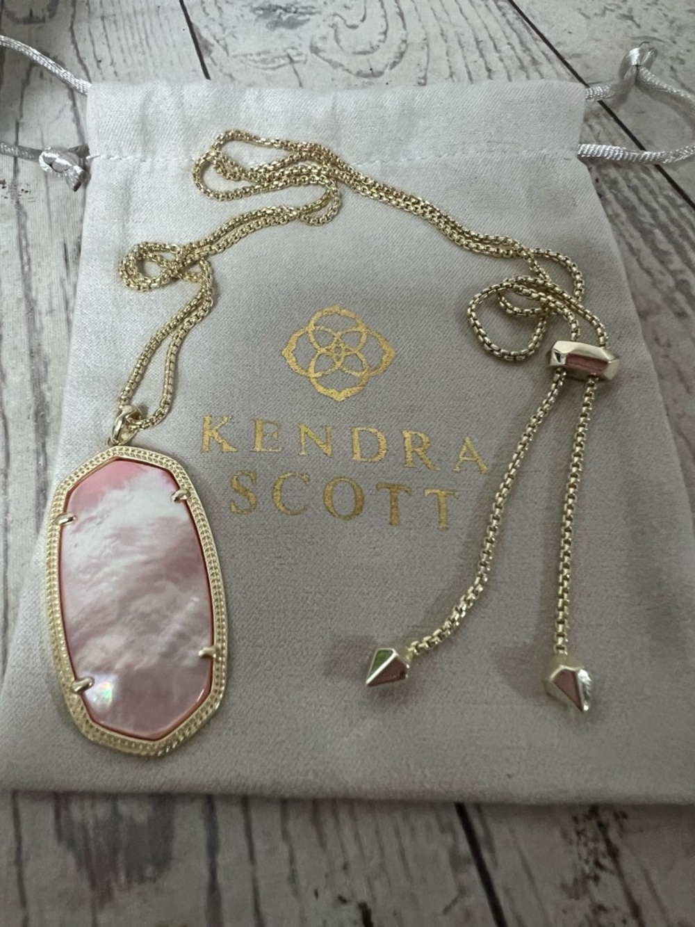 Kendra Scott Reid Light Pink Pendant Necklace Gold Plated Adjustable Boxchain